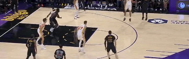 东契奇第二节连续三分连拿9分，湖人一波18-2领先老鹰16分